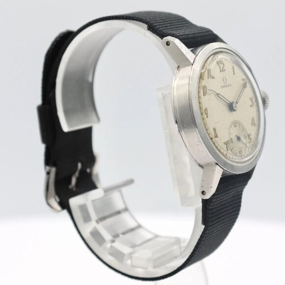 Vintage 30mm Omega 2162 WW2 Military Style Men's Mechanical Wristwatch 26.5 T3 - Picture 3 of 3